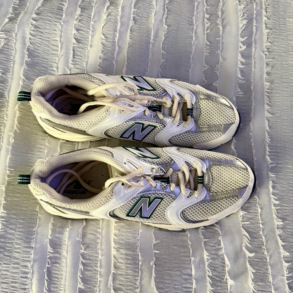 New Balance Sneakers - Picture 2 of 5
